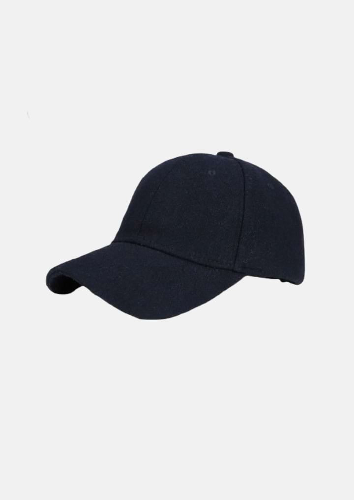 Umberto hat