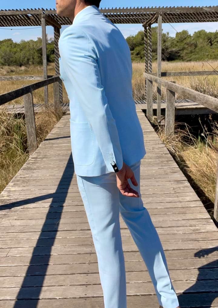 Zweireihiger Napoli-Anzug