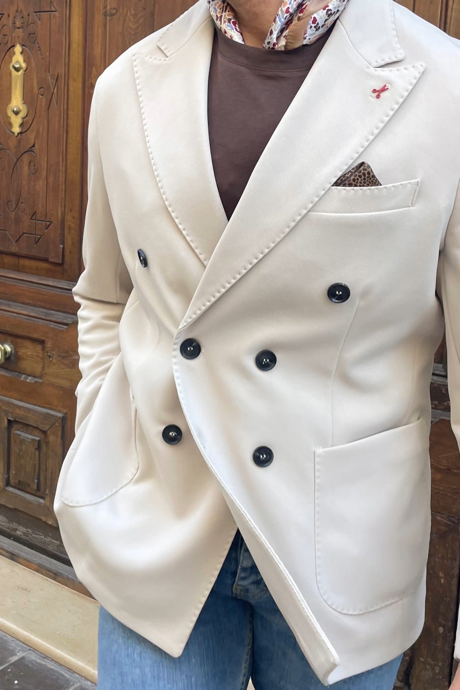Americana cruzada beige para hombre estilo italiano