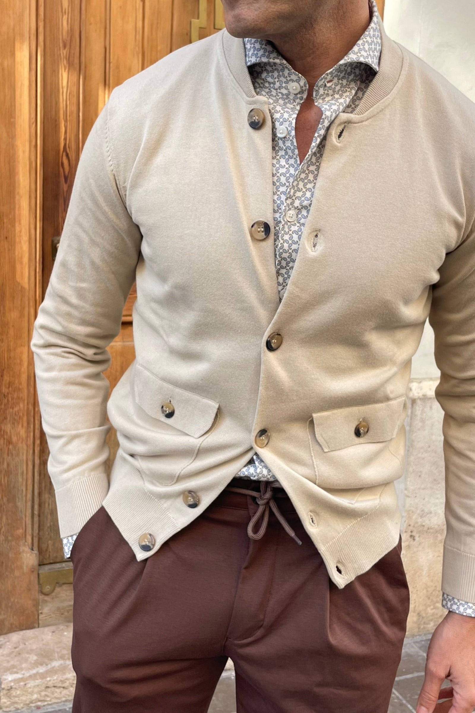 Chaqueta casual de punto para hombre en color beige