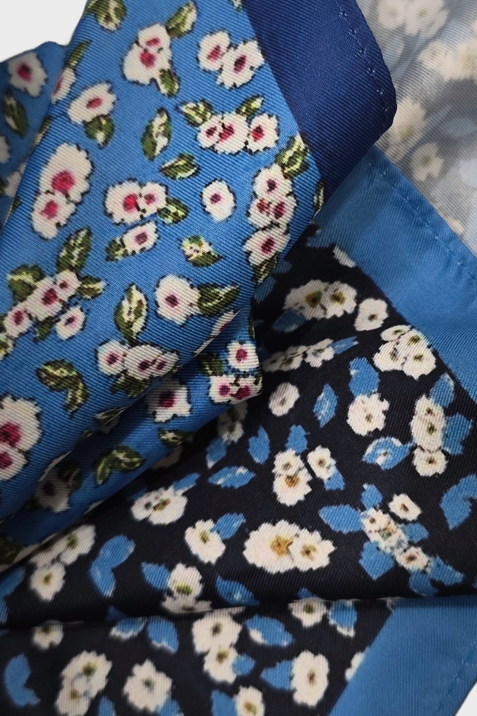 Fiorellino pocket square