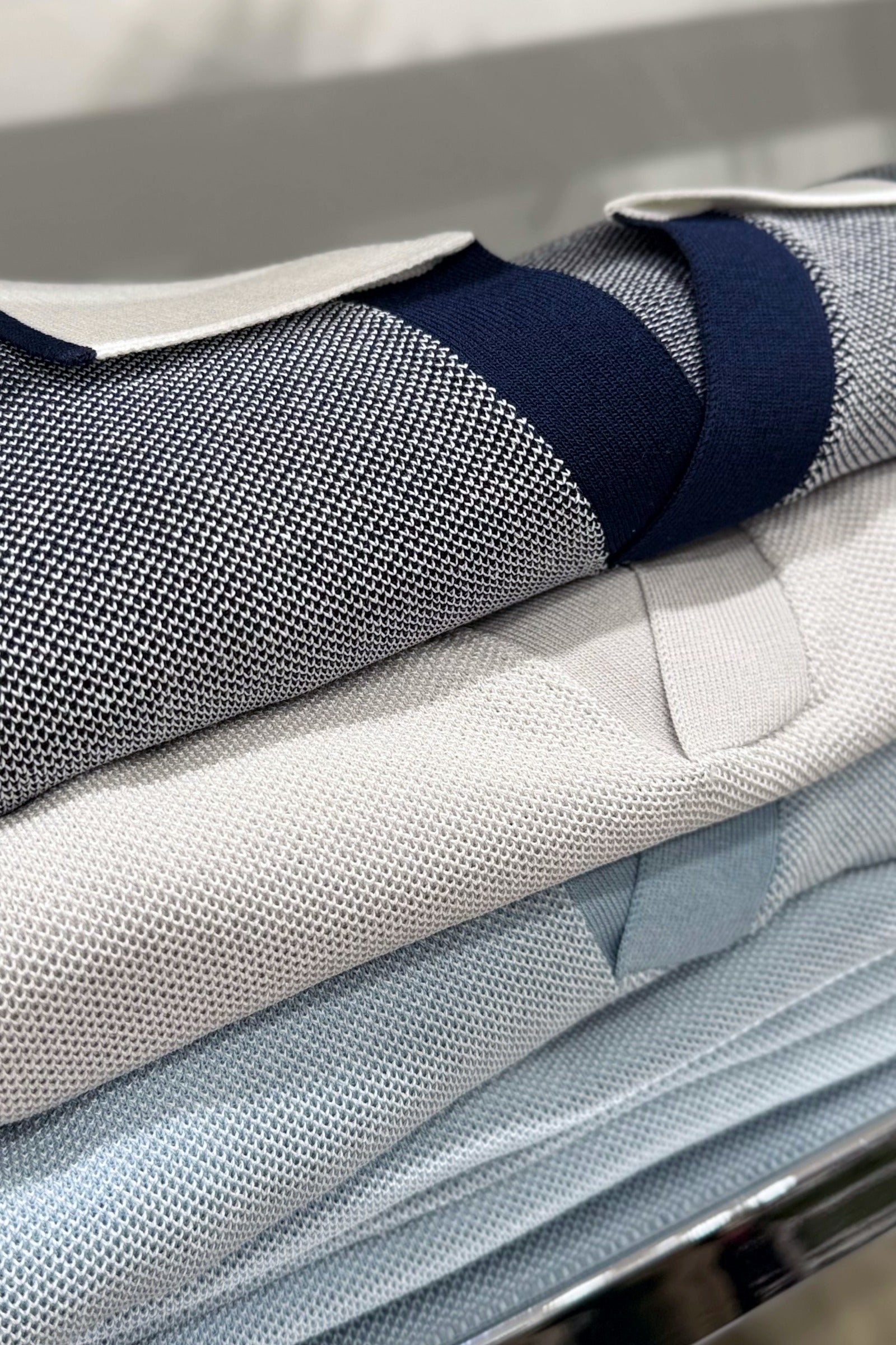 Polos de punto para hombre. Manga corta y estilo italiano.