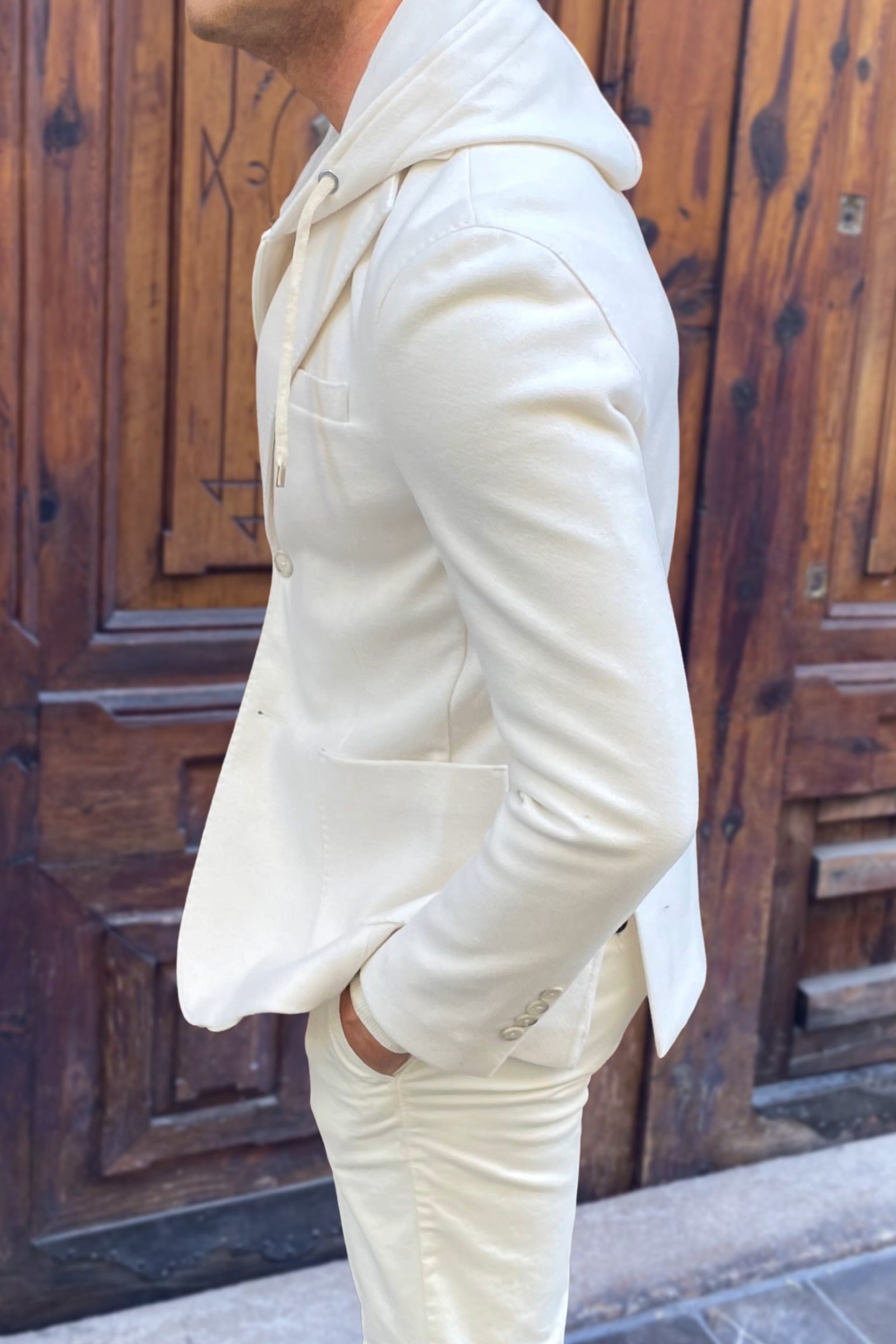 Americana capucha Roberto