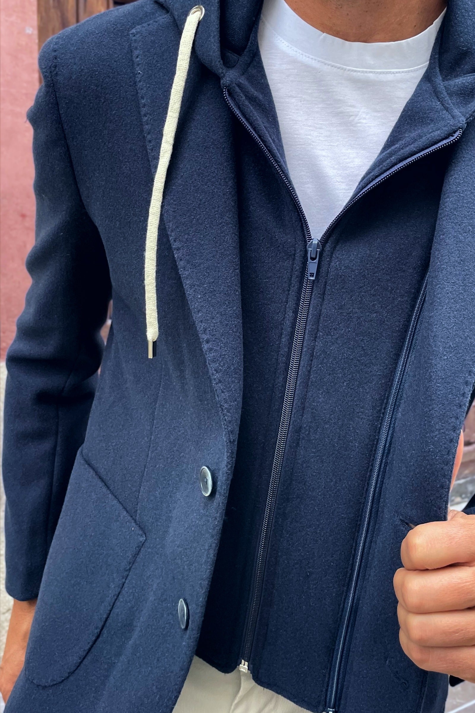 Detalle del chaleco desmontable de la Americana de hombre sport Roberto