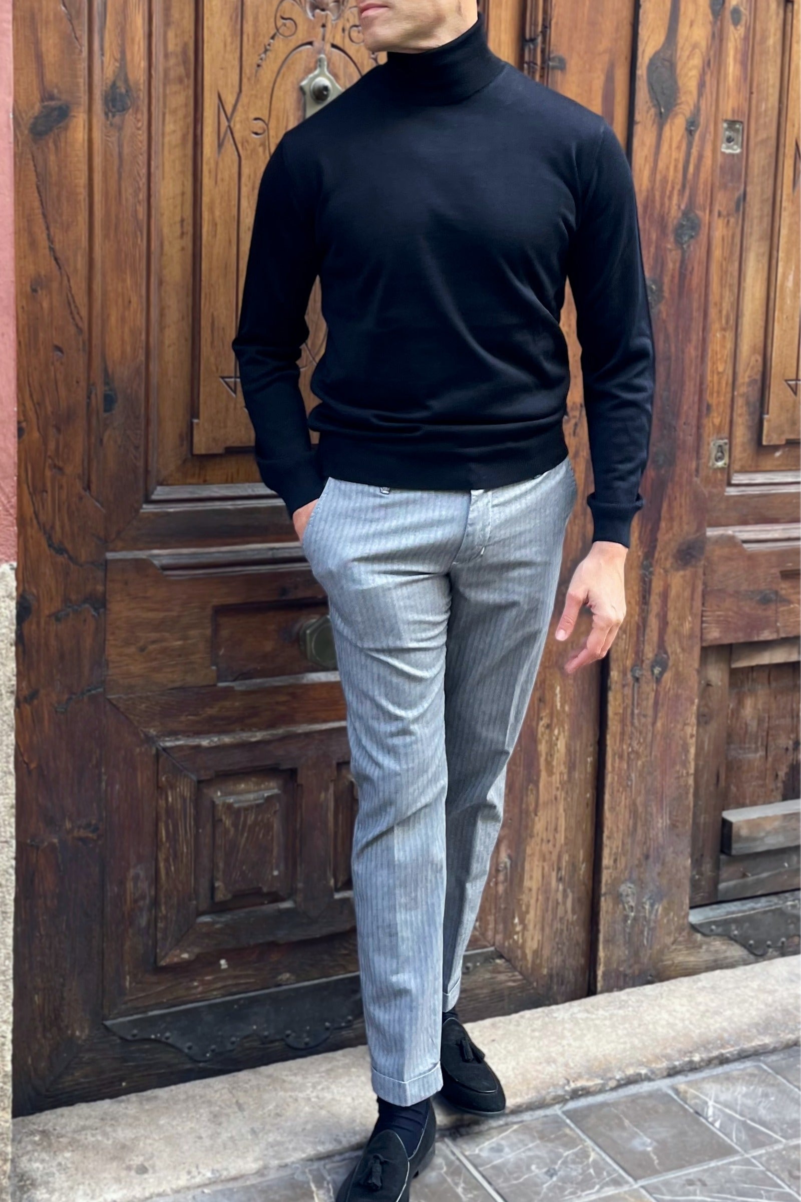 Outfit para hombre con jersey de cuello alto Alessandro, estilo italiano elegante