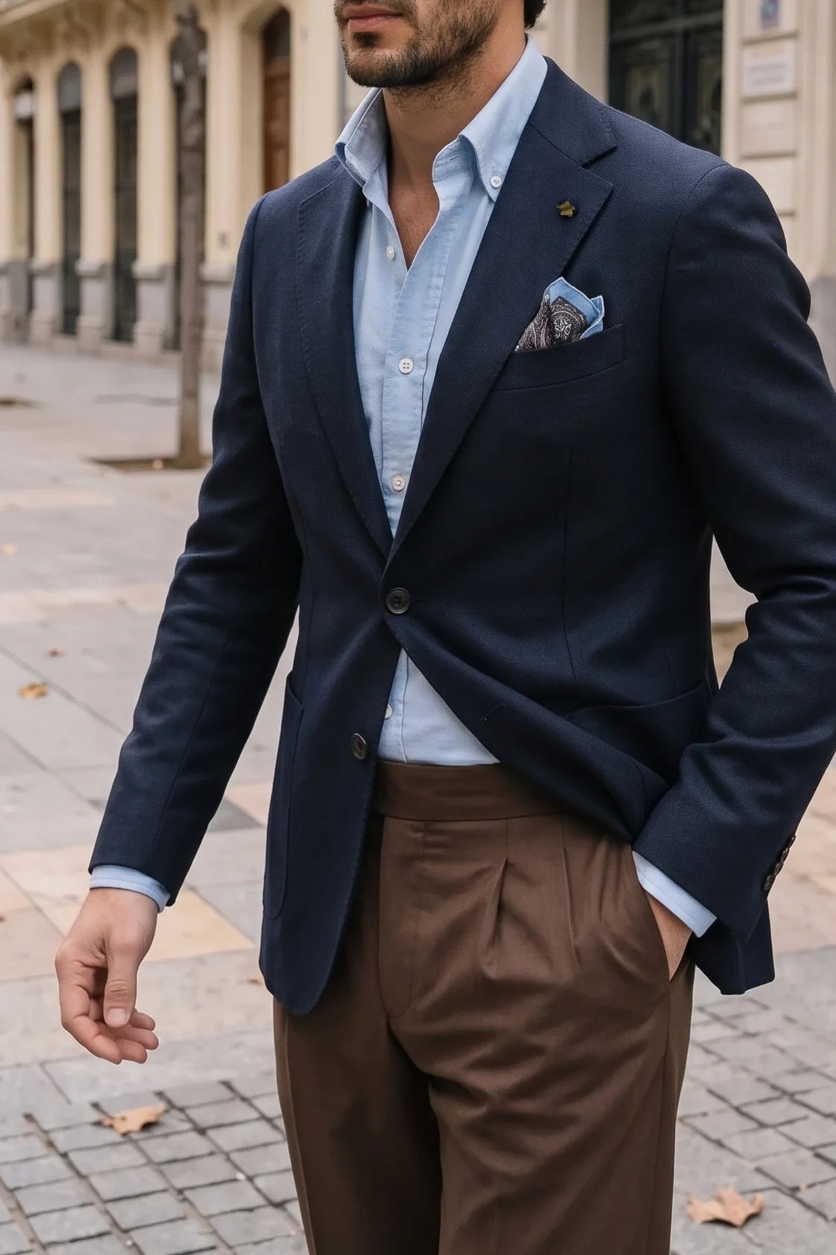 Americana de hombre azul marino modelo Romeo. UOMOMANIA Valencia