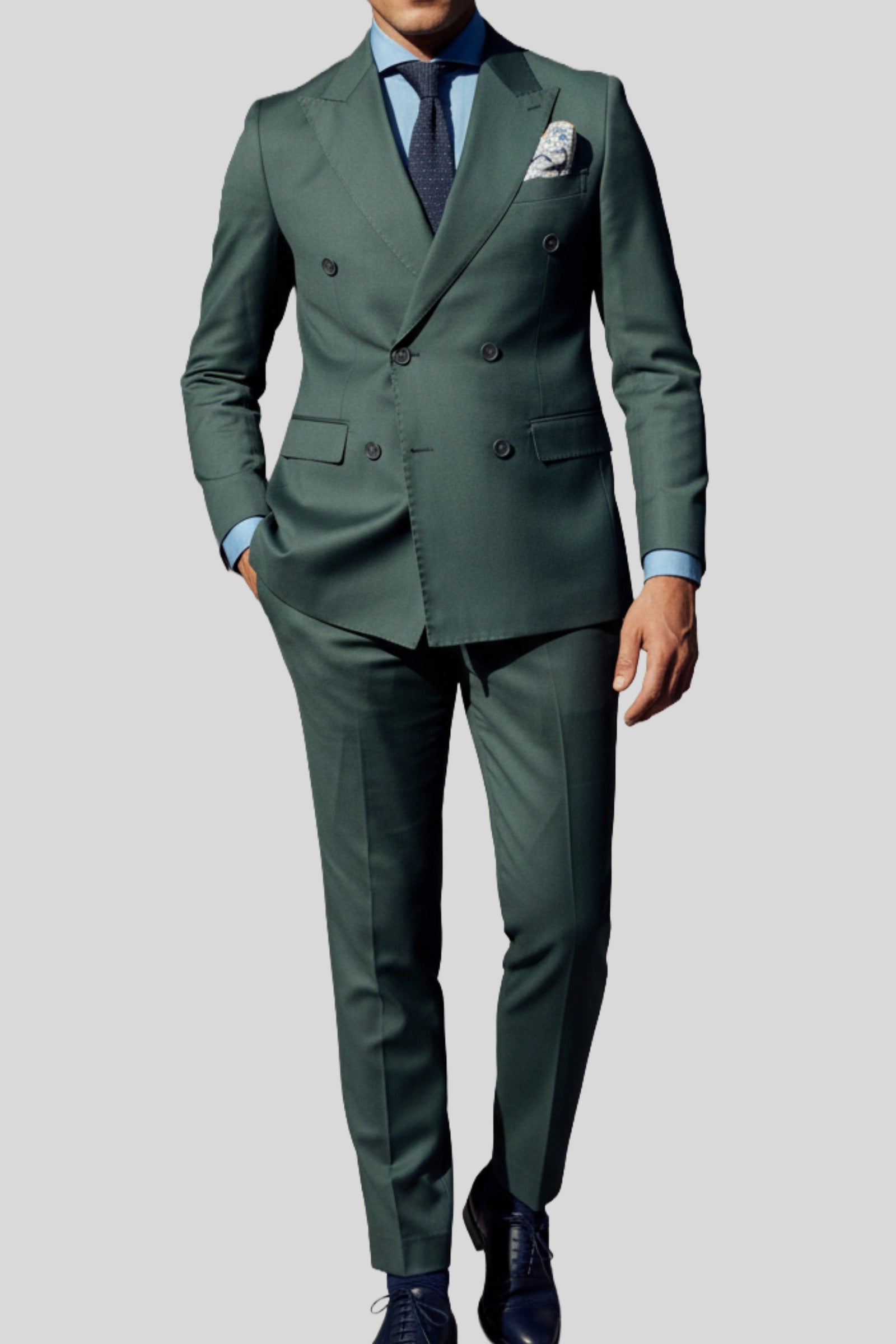 Traje de hombre cruzado color verde - UOMOMANIA Valencia