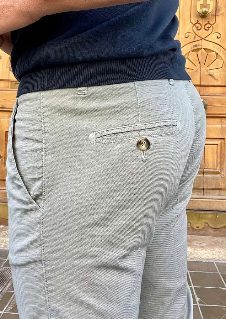 Aperol-Hose