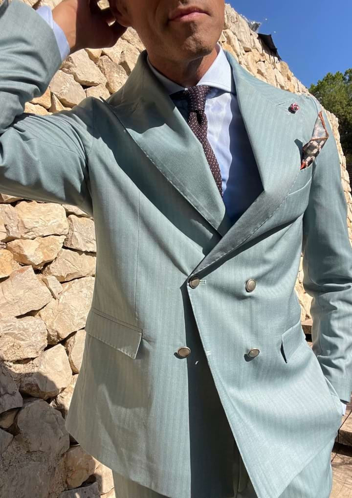 Quattro Double Breasted Suit