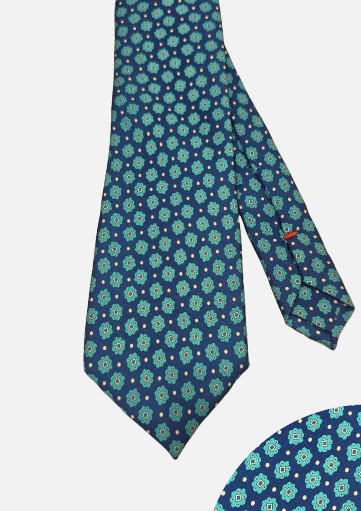 Bourbon tie