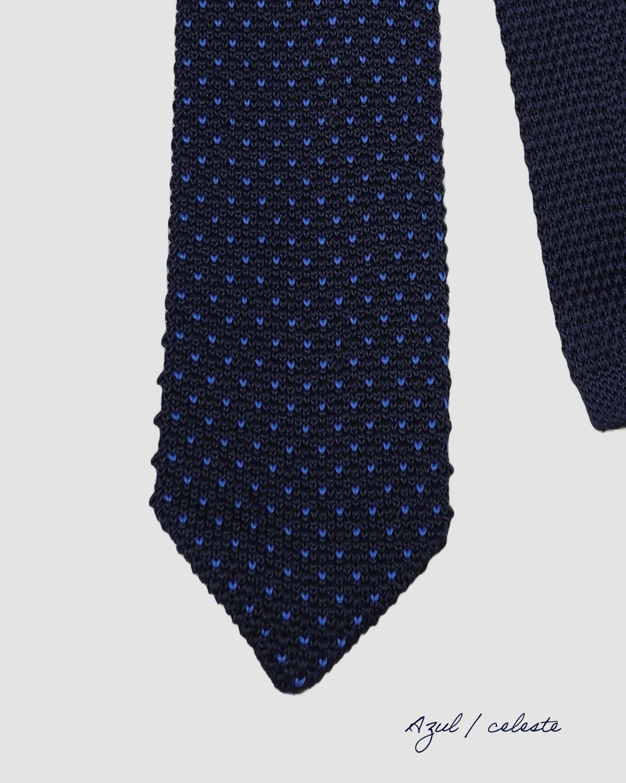 Pinpoint Tricot Tie