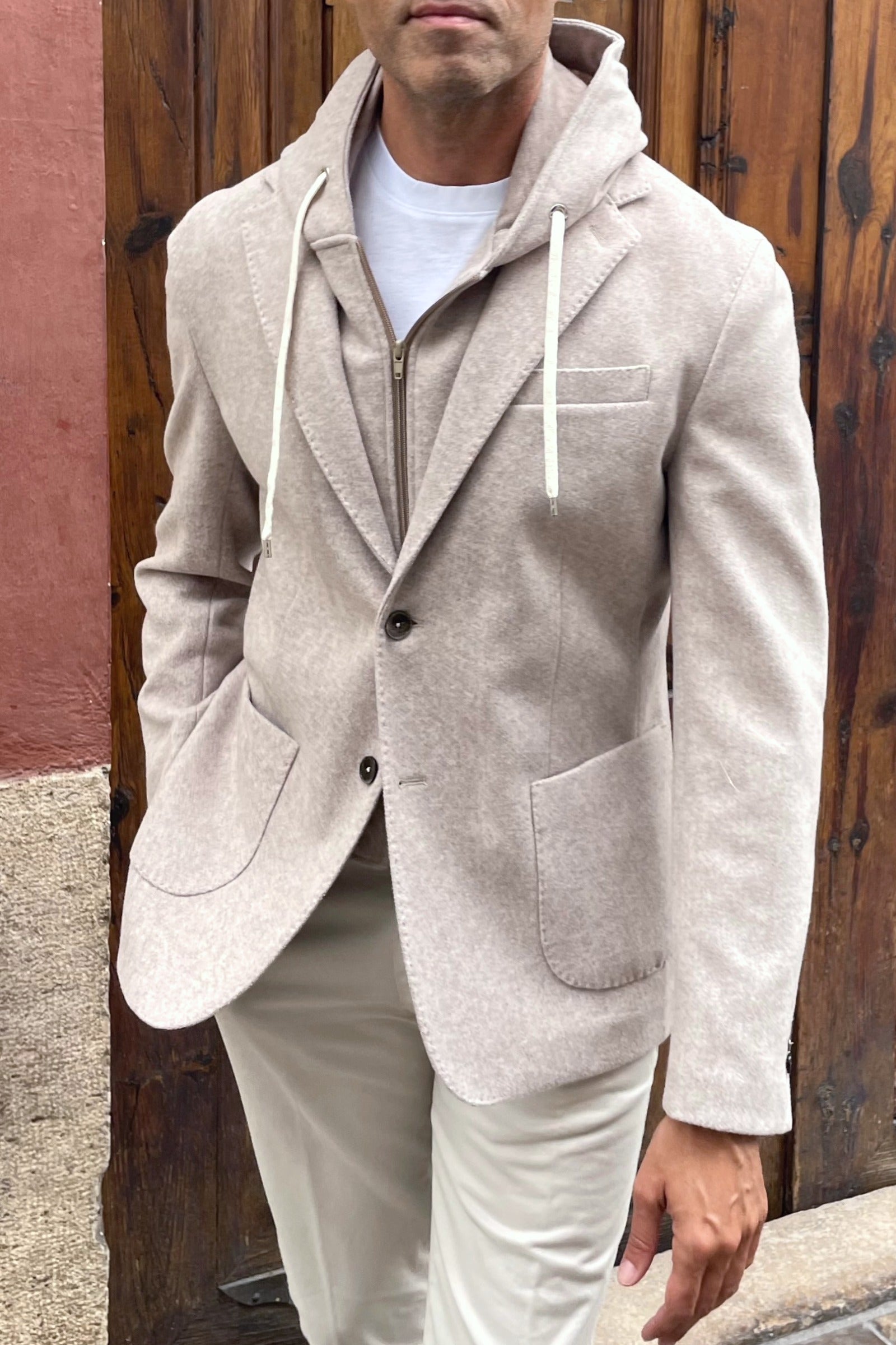 Americana capucha Roberto