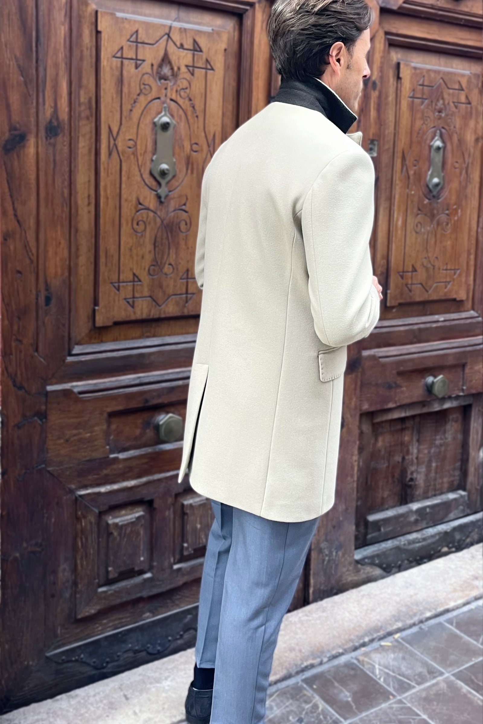 Abrigo cruzado Brunello