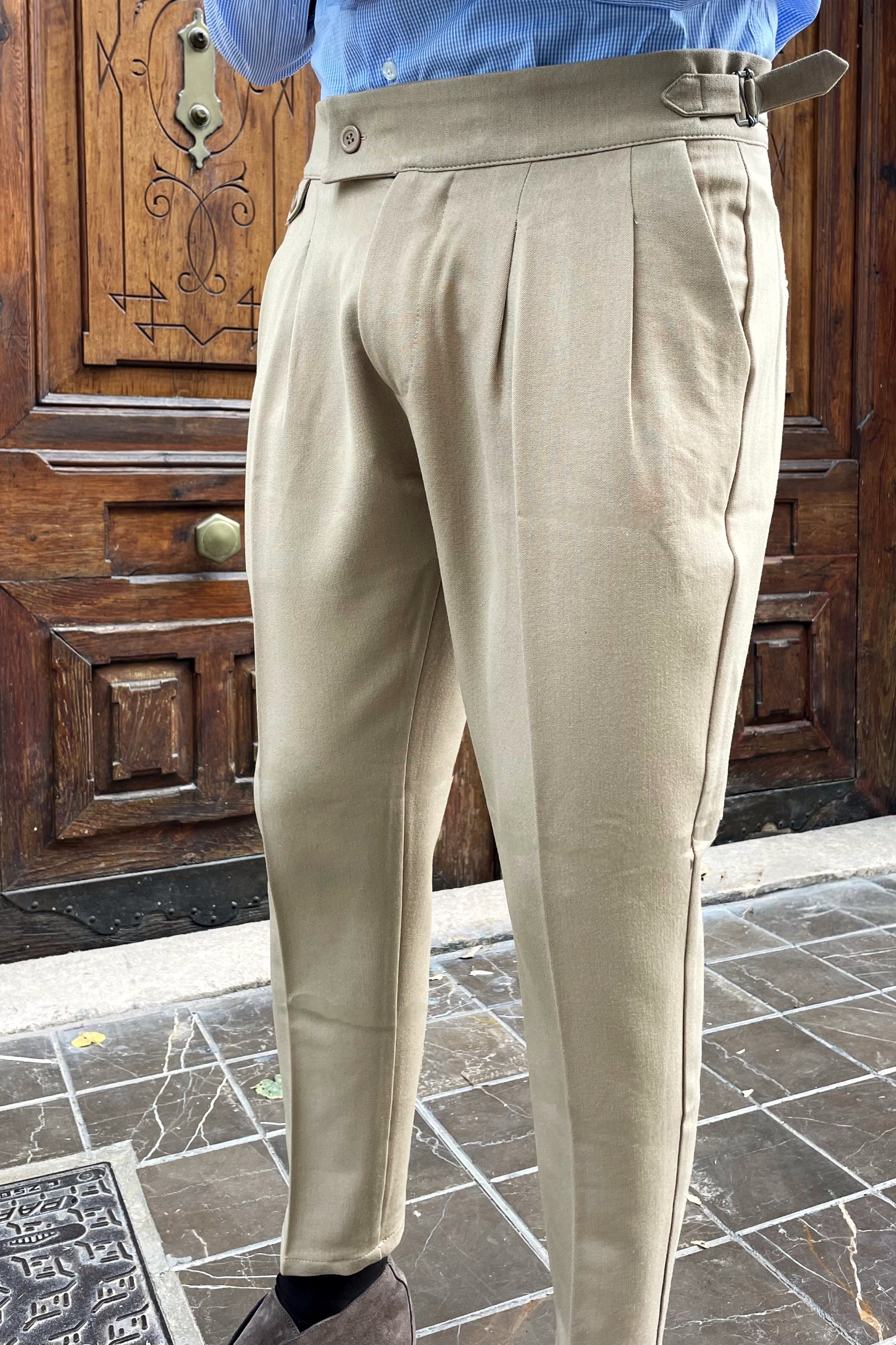 Mariano-Hose mit Schnallen