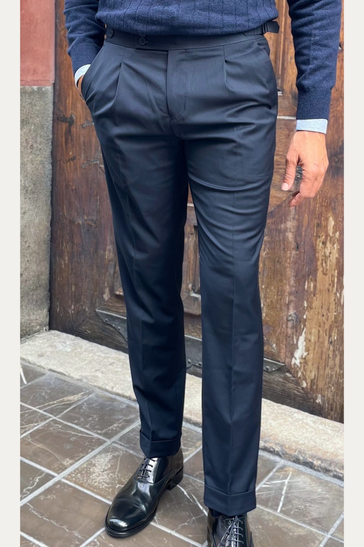 Pantalón azul marino de vestir para hombre. Gurkha.