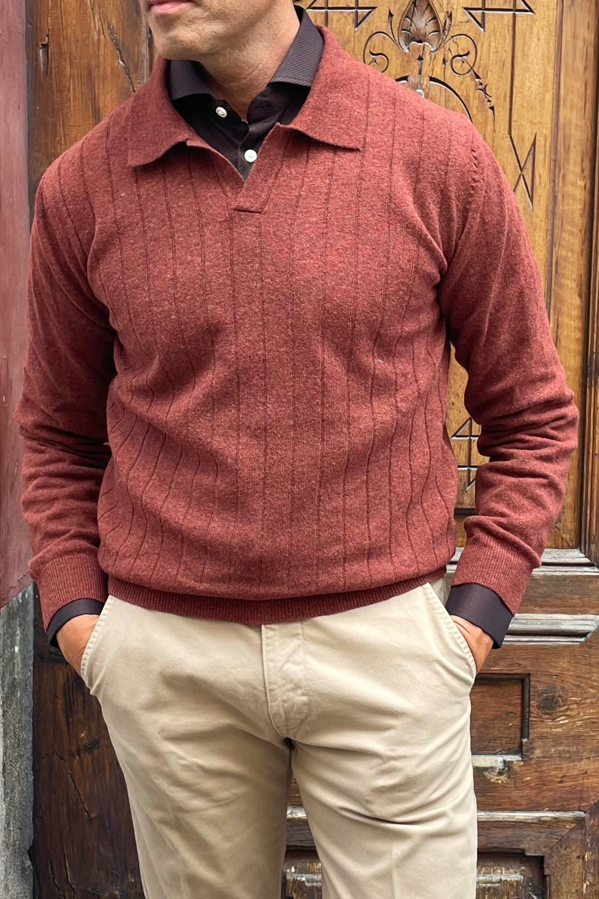 Polo de lana para hombre elegante. Modelo Torino burdeos. UOMOMANIA