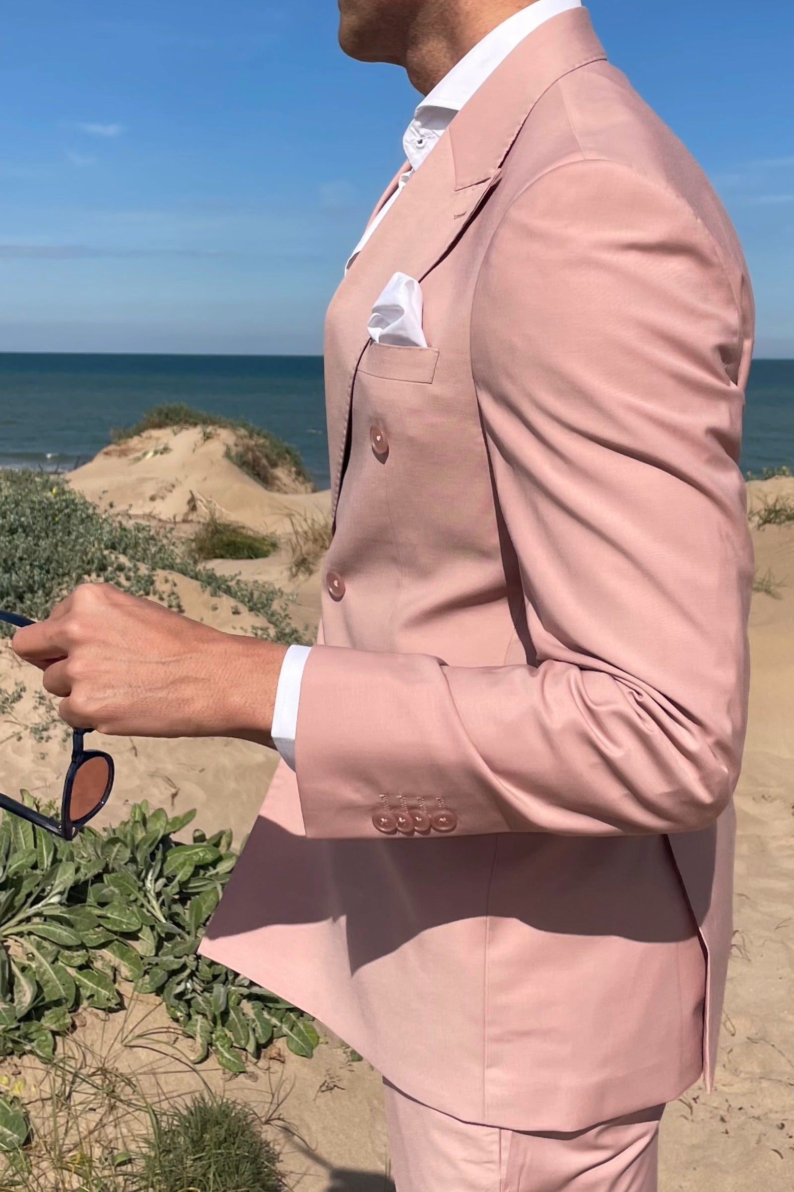 Video traje rosa hombre cruzado italiano