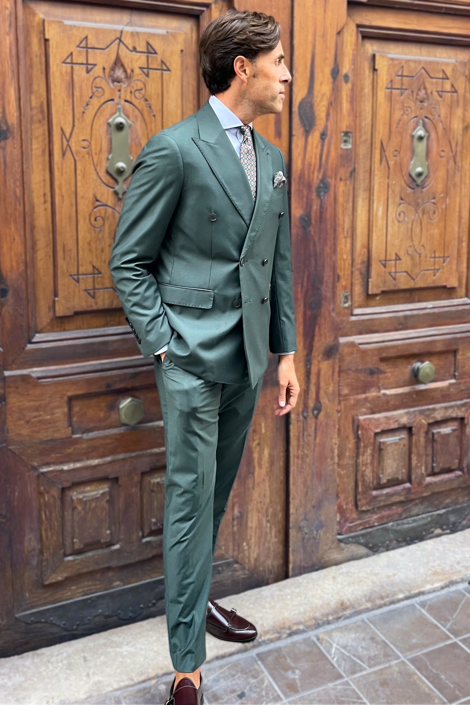 Traje Carlos