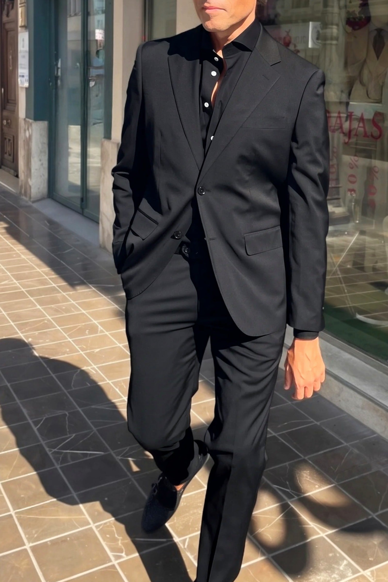 Traje Antonino